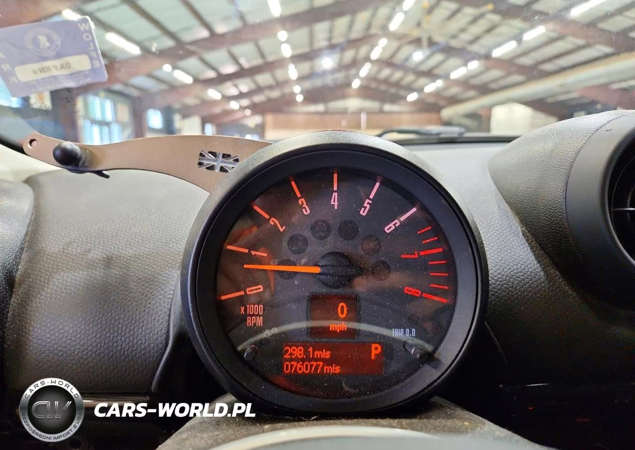 2015 Mini Cooper S Countryman VIN:WMWZC5C52FWP43135 - 9
