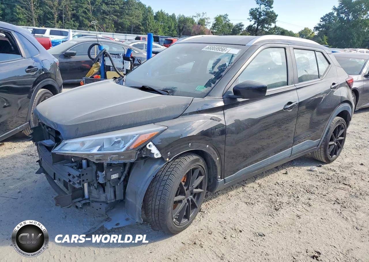 2021 Nissan Kicks Sv