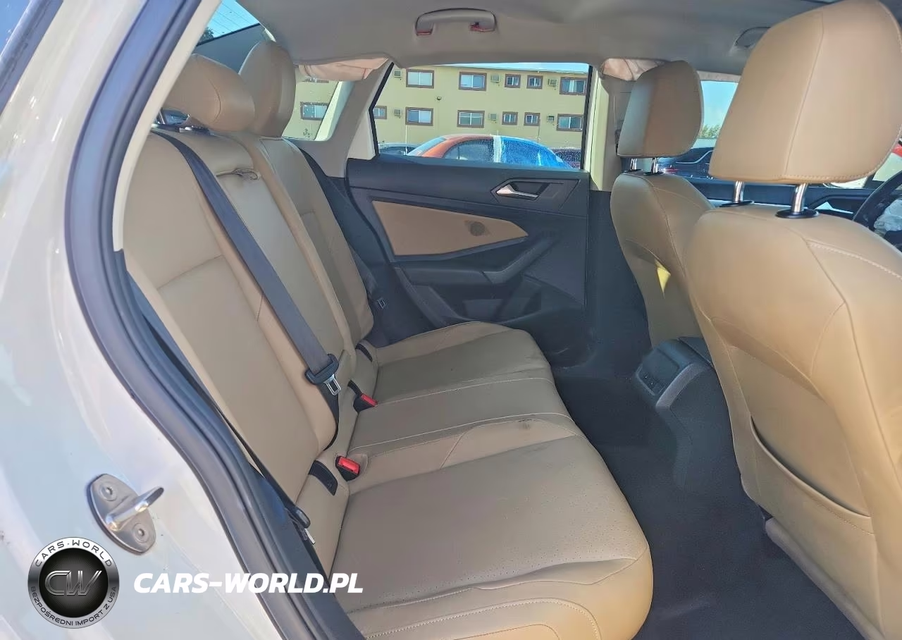 2019 Volkswagen Jetta S VIN:3VWCB7BU8KM254617 - 10
