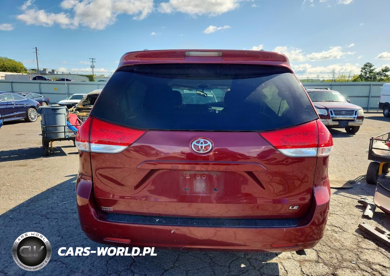 2014 Toyota Sienna Le VIN:5TDKK3DC6ES526646 - 6