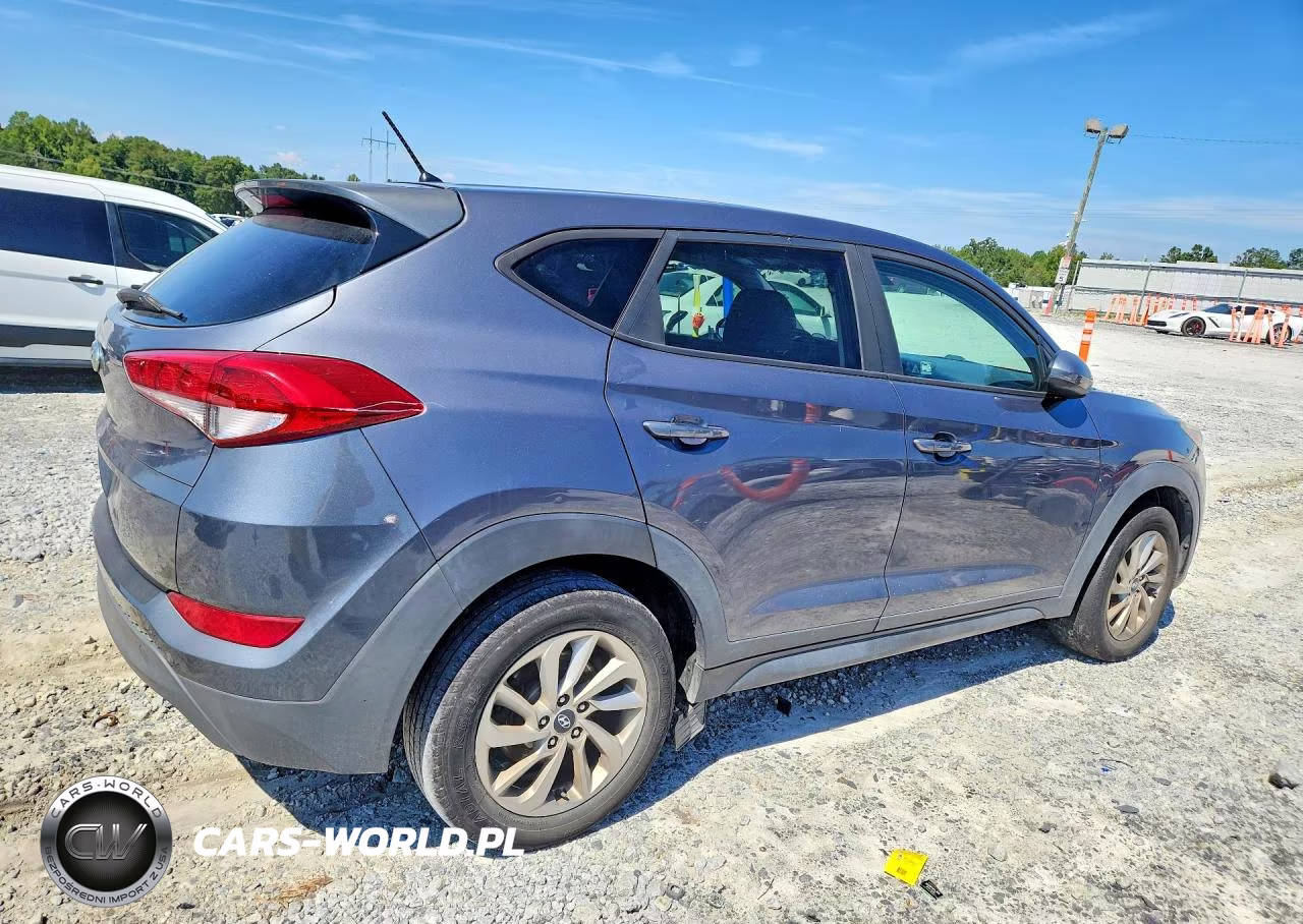 2018 Hyundai Tucson Se VIN:KM8J23A46JU618804 - 3