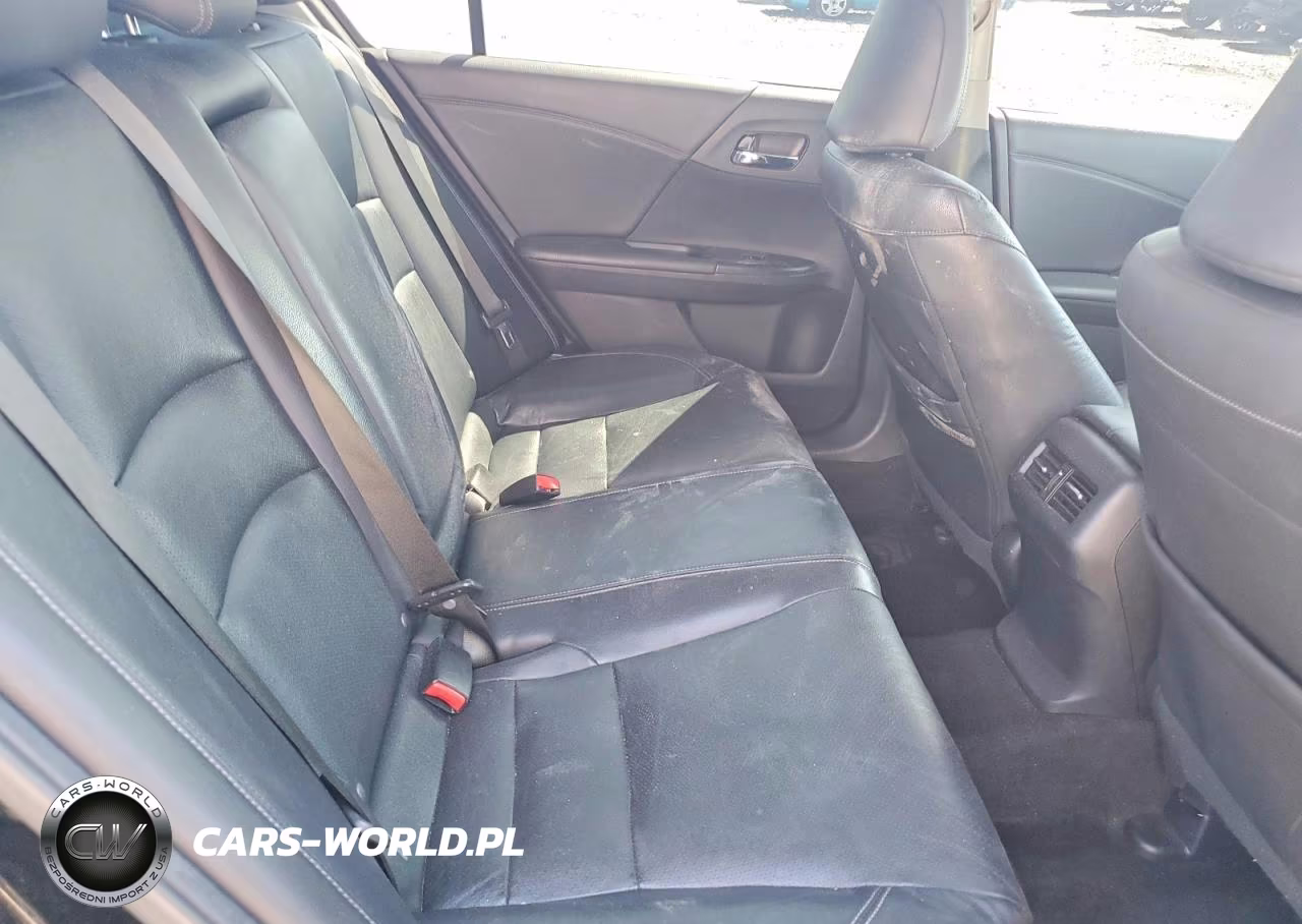2015 Honda Accord Touring VIN:1HGCR3F98FA031477 - 10