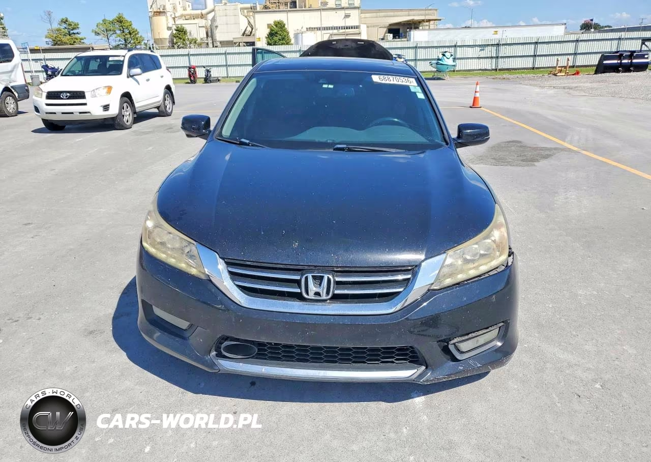 2015 Honda Accord Touring VIN:1HGCR3F98FA031477 - 5