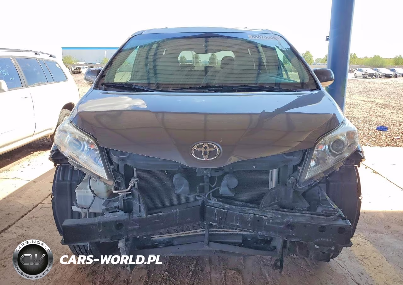 2017 Toyota Sienle-Xle VIN:5TDYZ3DC7HS867368 - 5