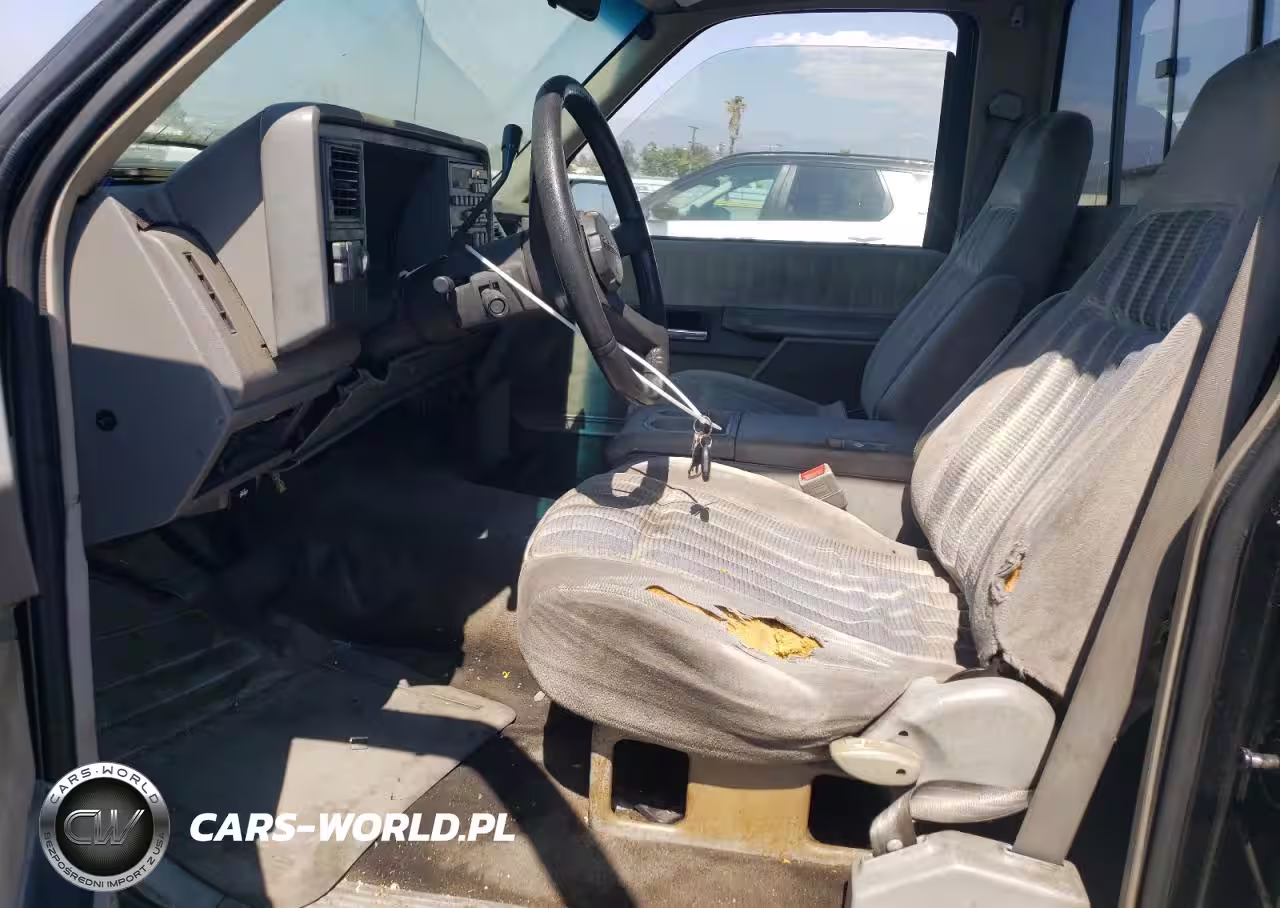 1992 Chevrolet Gmt-400 C1500 VIN:1GCDC14K0NZ134522 - 7