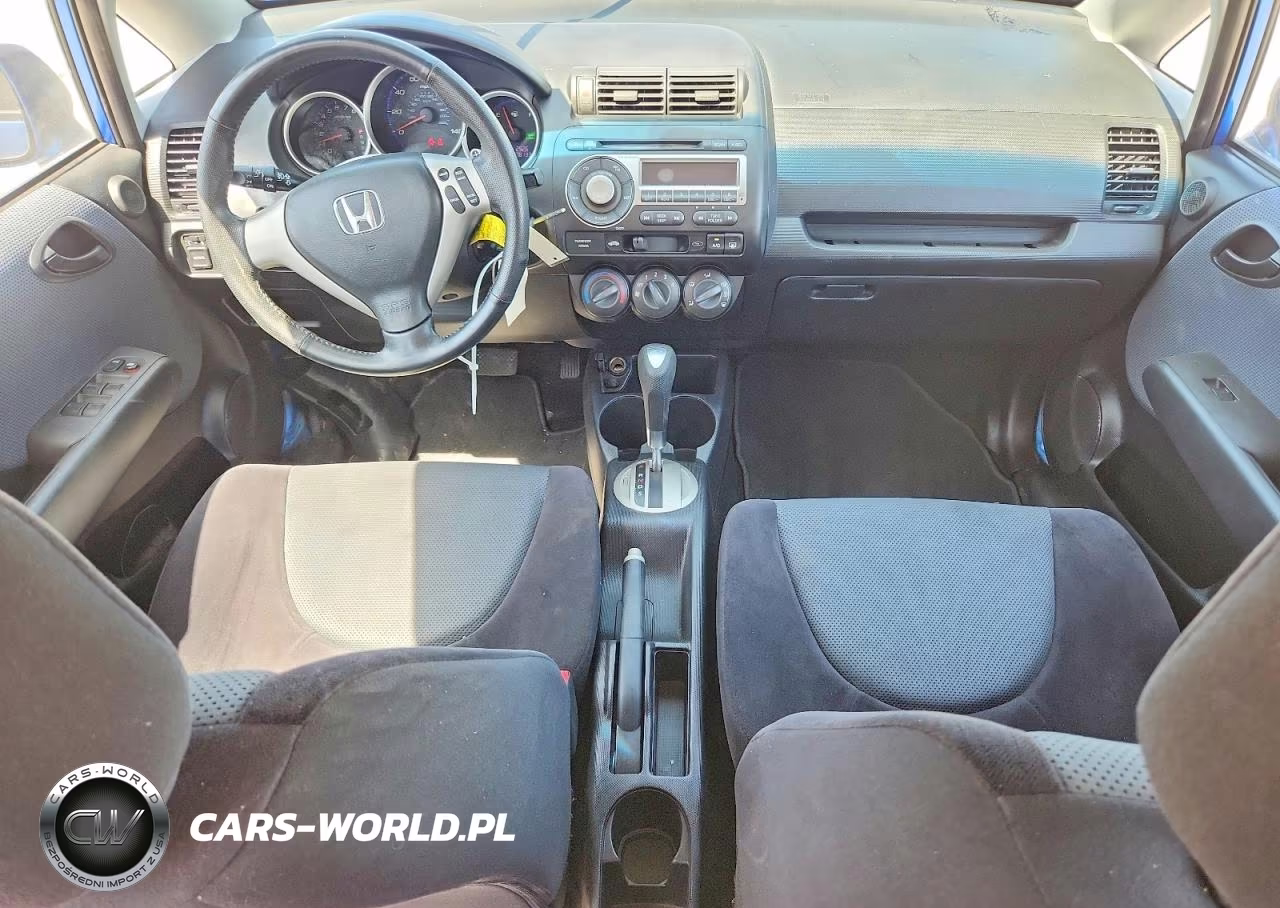 2007 Honda Fit S VIN:JHMGD38657S004653 - 8