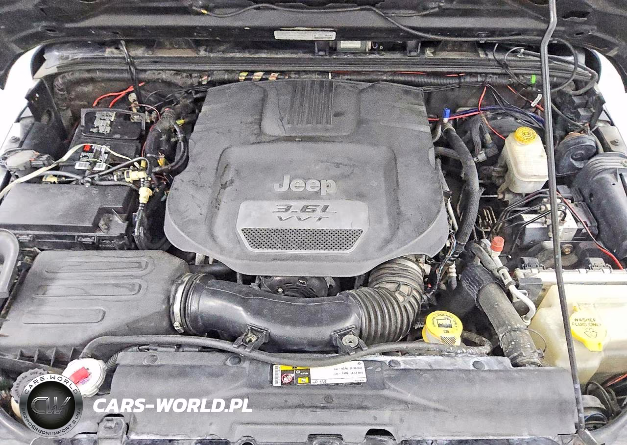 2013 Jeep Wrangler Unlimited Sport VIN:1C4BJWDG8DL649131 - 12