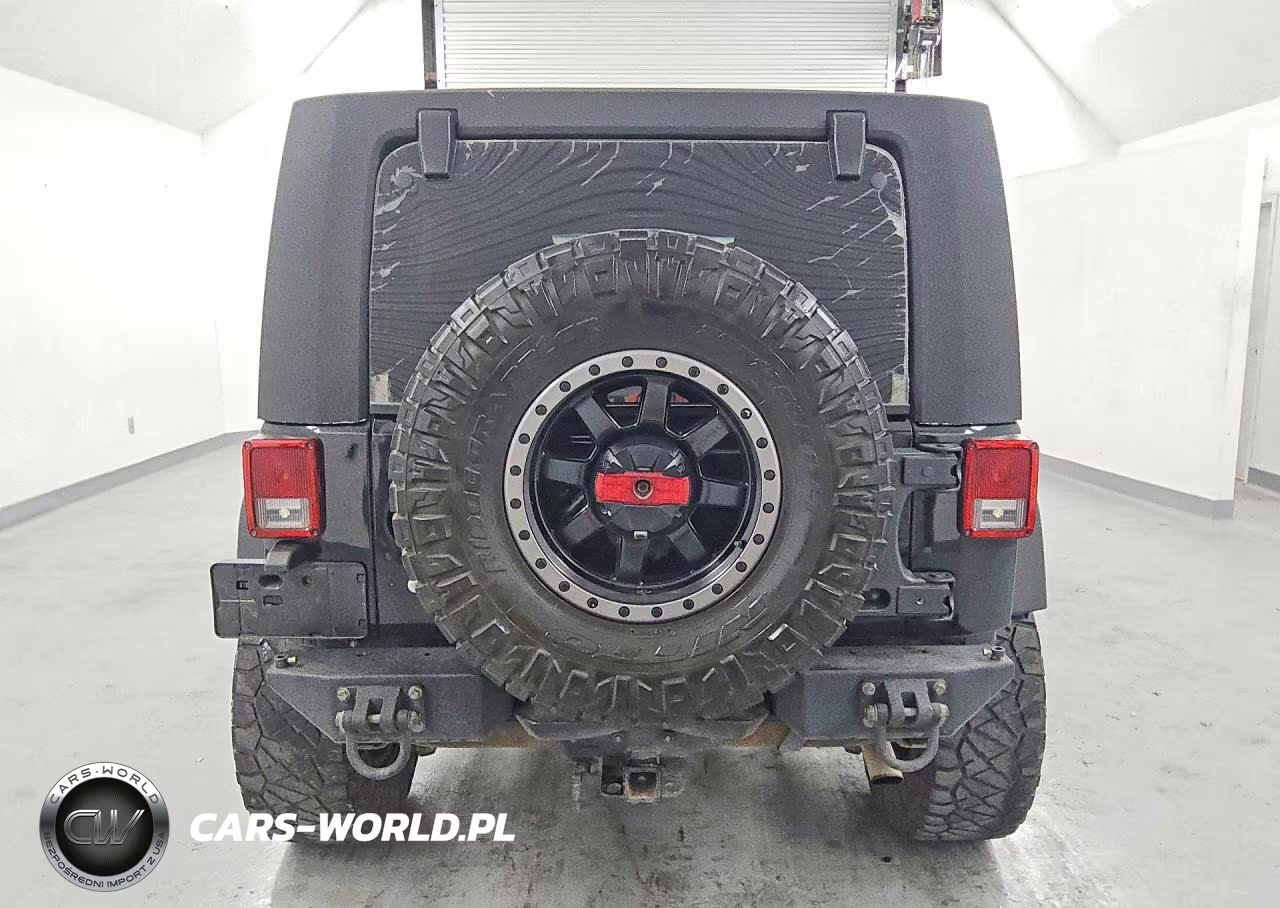 2013 Jeep Wrangler Unlimited Sport VIN:1C4BJWDG8DL649131 - 6