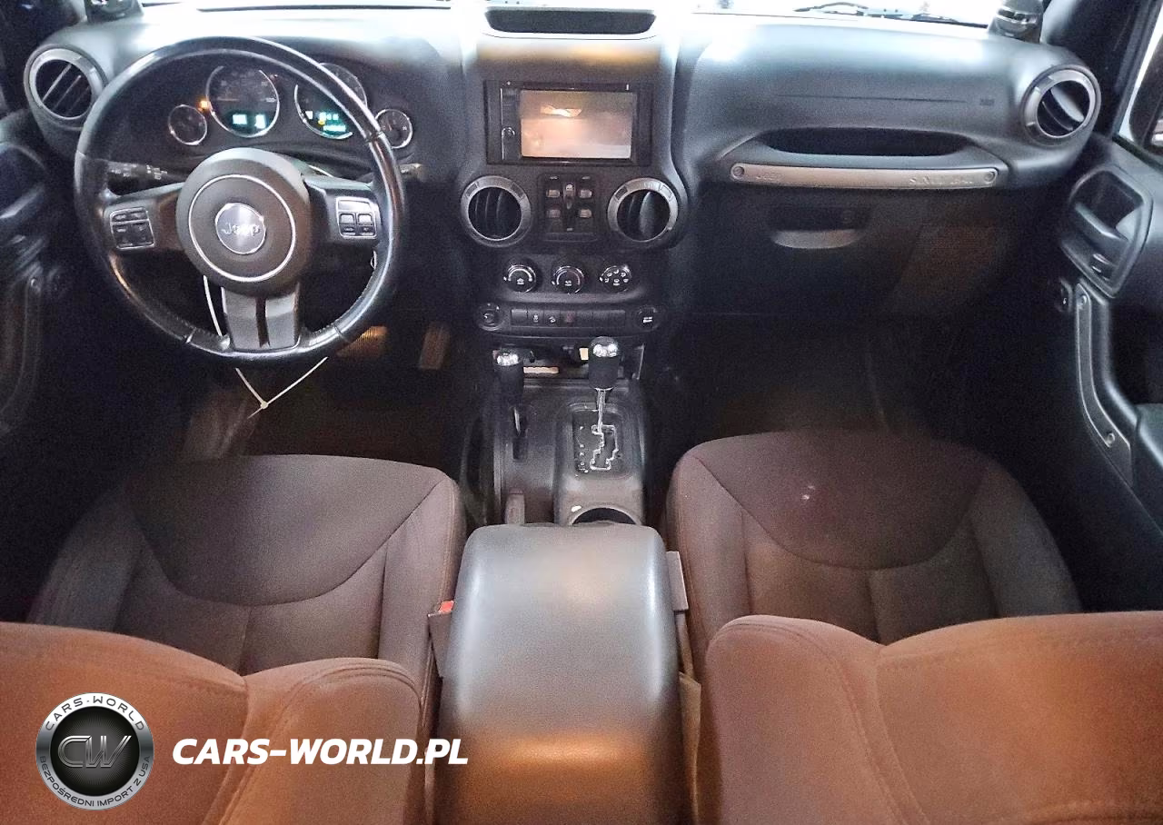 2013 Jeep Wrangler Unlimited Sport VIN:1C4BJWDG8DL649131 - 8