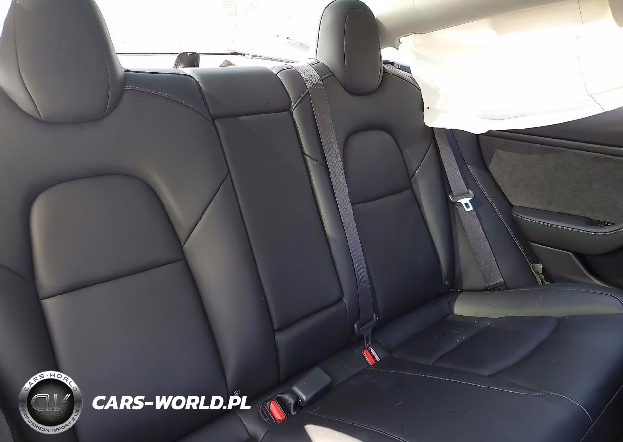 2019 Tesla Model 3 VIN:5YJ3E1EB8KF211675 - 10