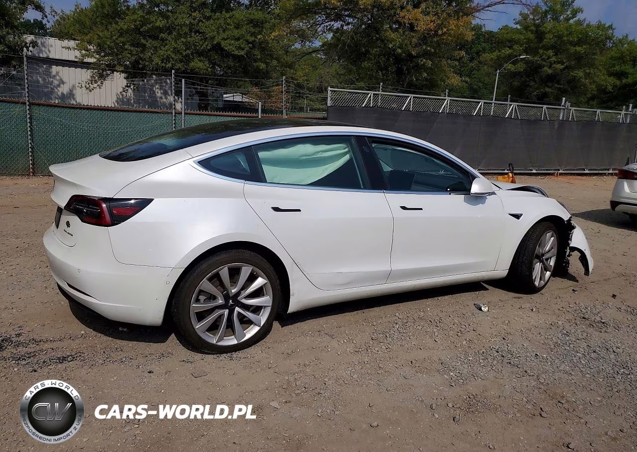 2019 Tesla Model 3 VIN:5YJ3E1EB8KF211675 - 3