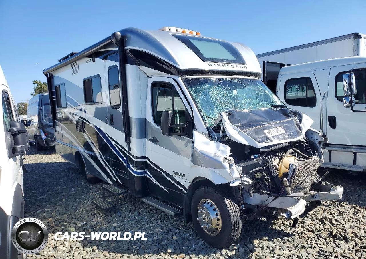 2016 Winnebago Navion Rv VIN:WDAPF4CC2G9658485 - 1