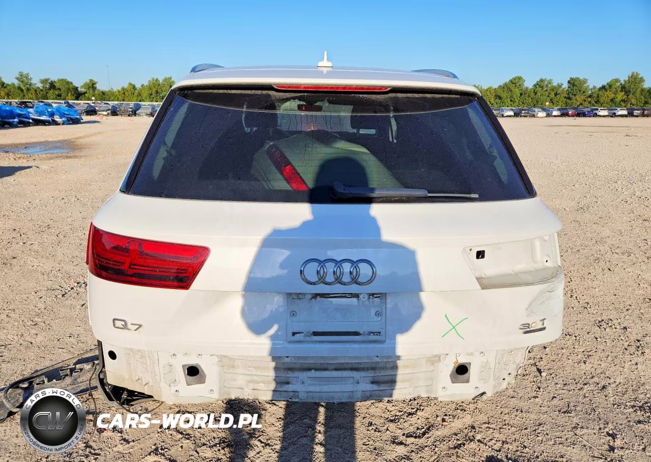 2018 Audi Q7 Prestige VIN:WA1VAAF71JD040525 - 6