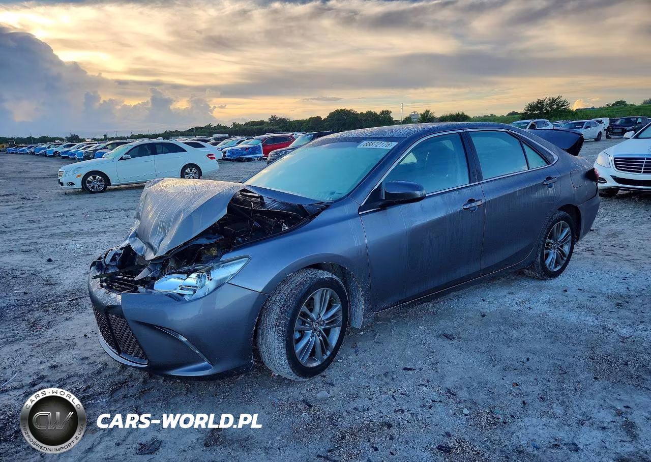 2017 Toyota Camry Se VIN:4T1BF1FK5HU724322 - 1