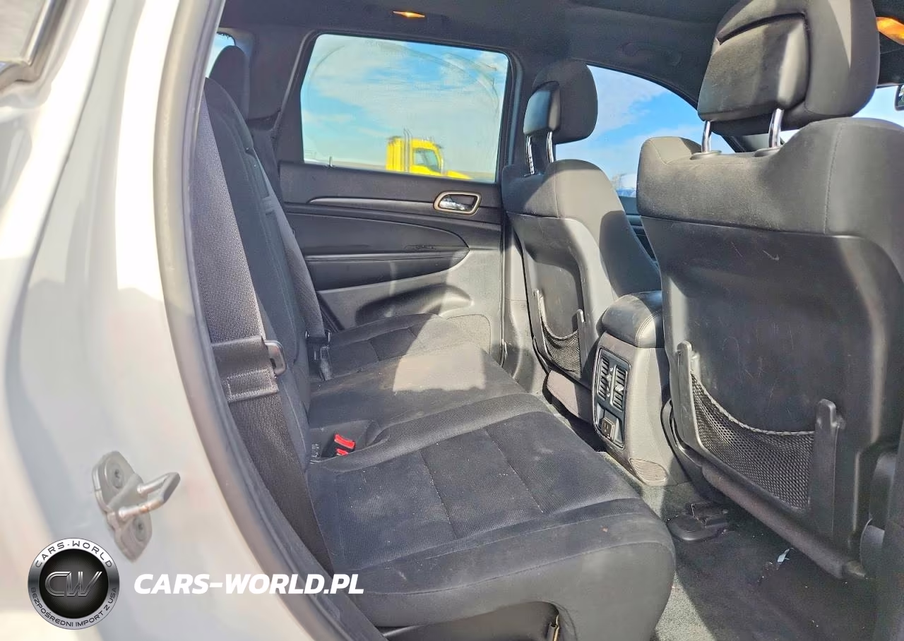 2014 Jeep Grand Cherokee Laredo VIN:1C4RJFAG1EC268998 - 10
