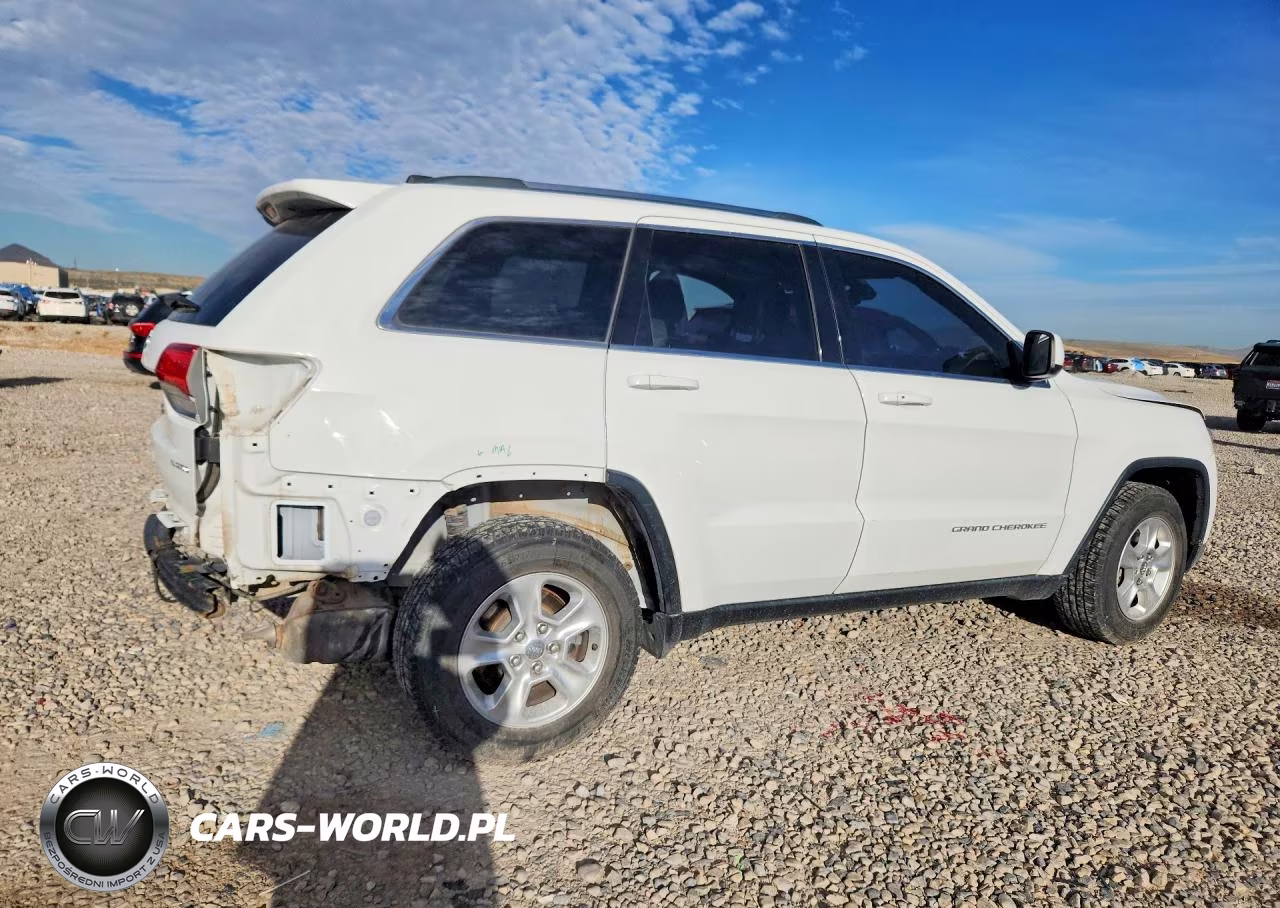 2014 Jeep Grand Cherokee Laredo VIN:1C4RJFAG1EC268998 - 3