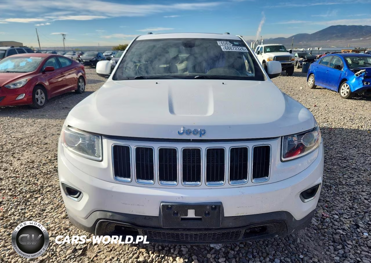 2014 Jeep Grand Cherokee Laredo VIN:1C4RJFAG1EC268998 - 5