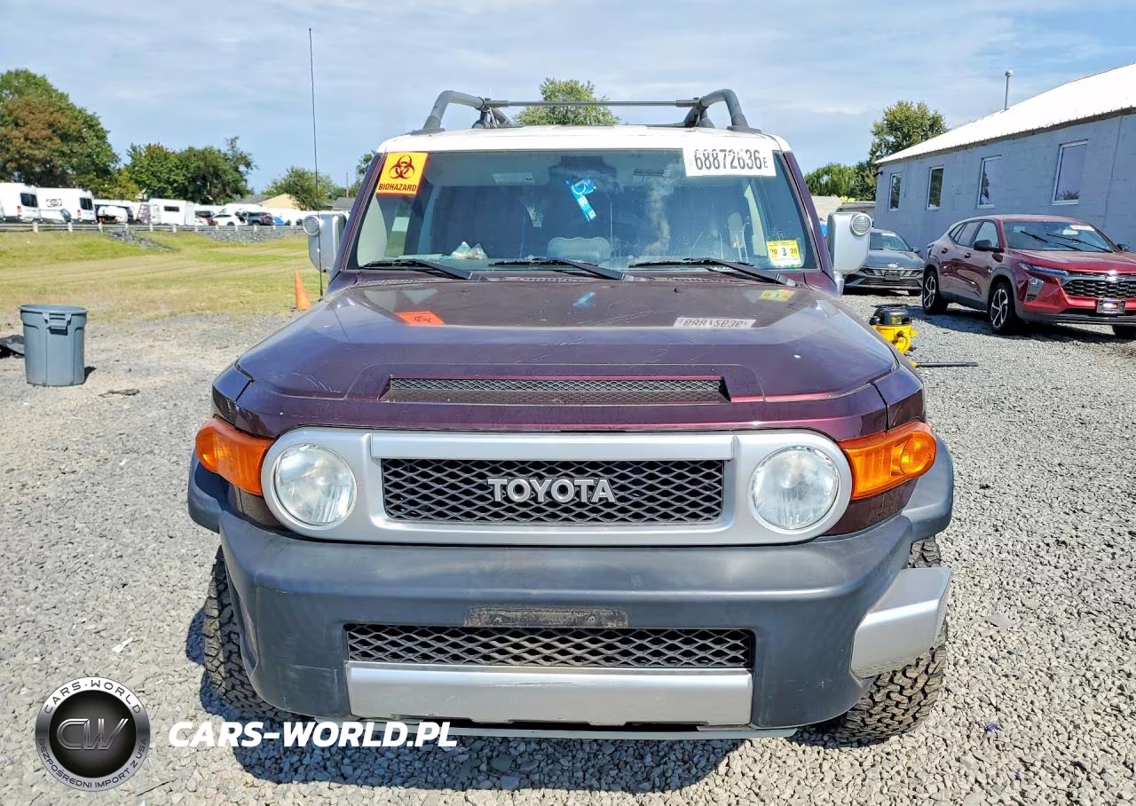 2007 Toyota Fj Cruiser Base VIN:JTEBU11F070041868 - 5