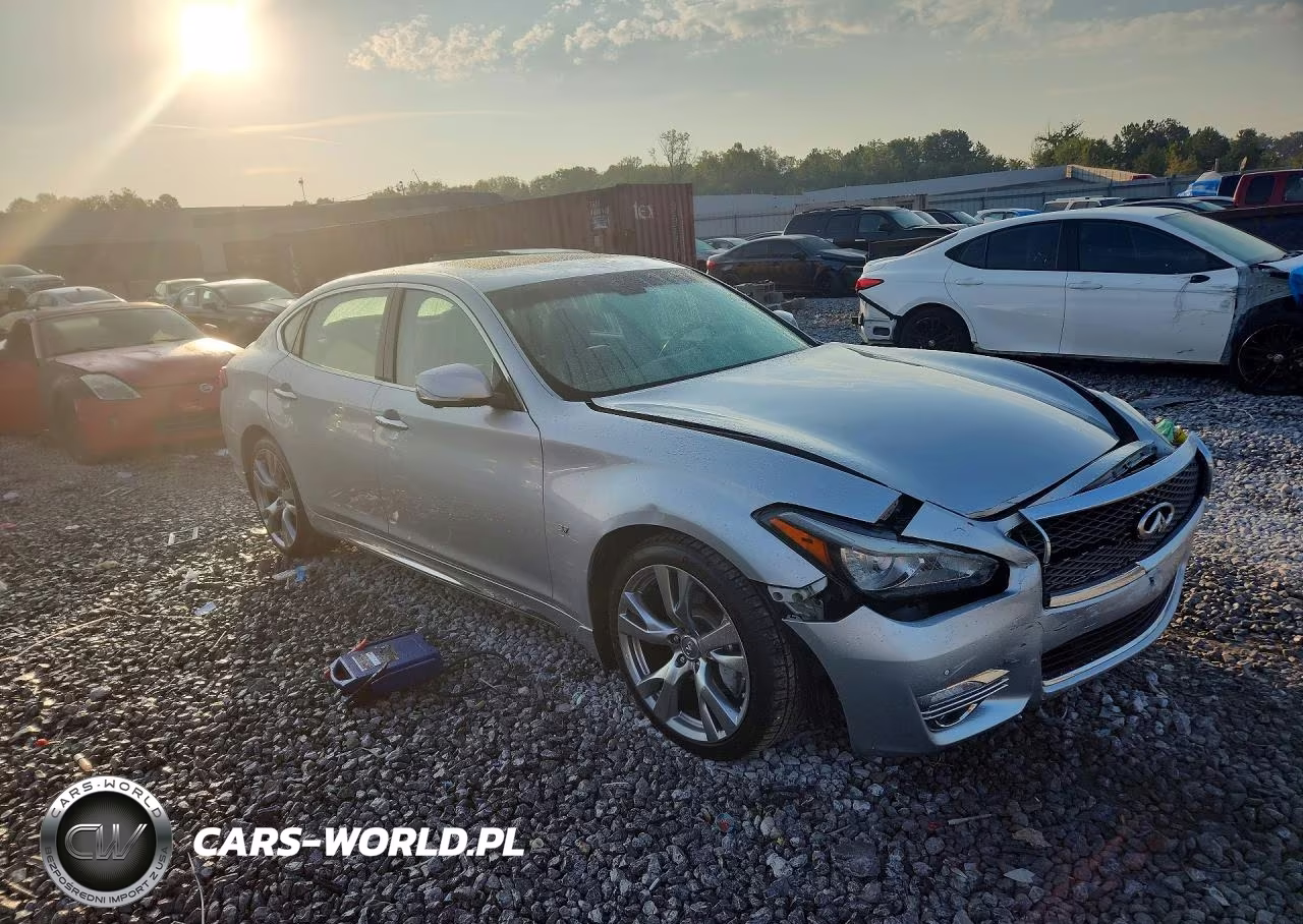 2019 Infiniti Q70L 3.7 Luxe VIN:JN1BY1PP1KM685733 - 4
