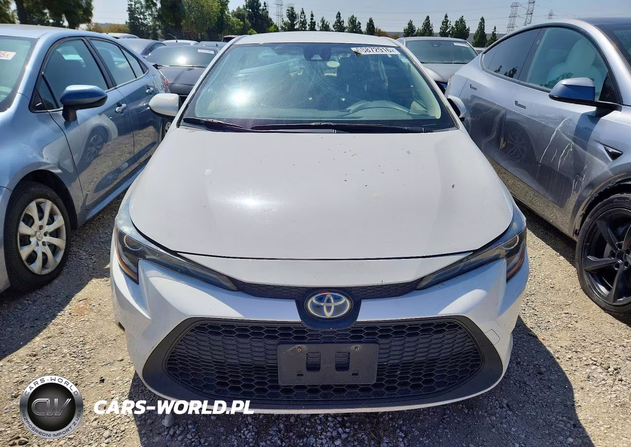 2022 Toyota Corolla Le VIN:JTDEAMDE9NJ042975 - 5