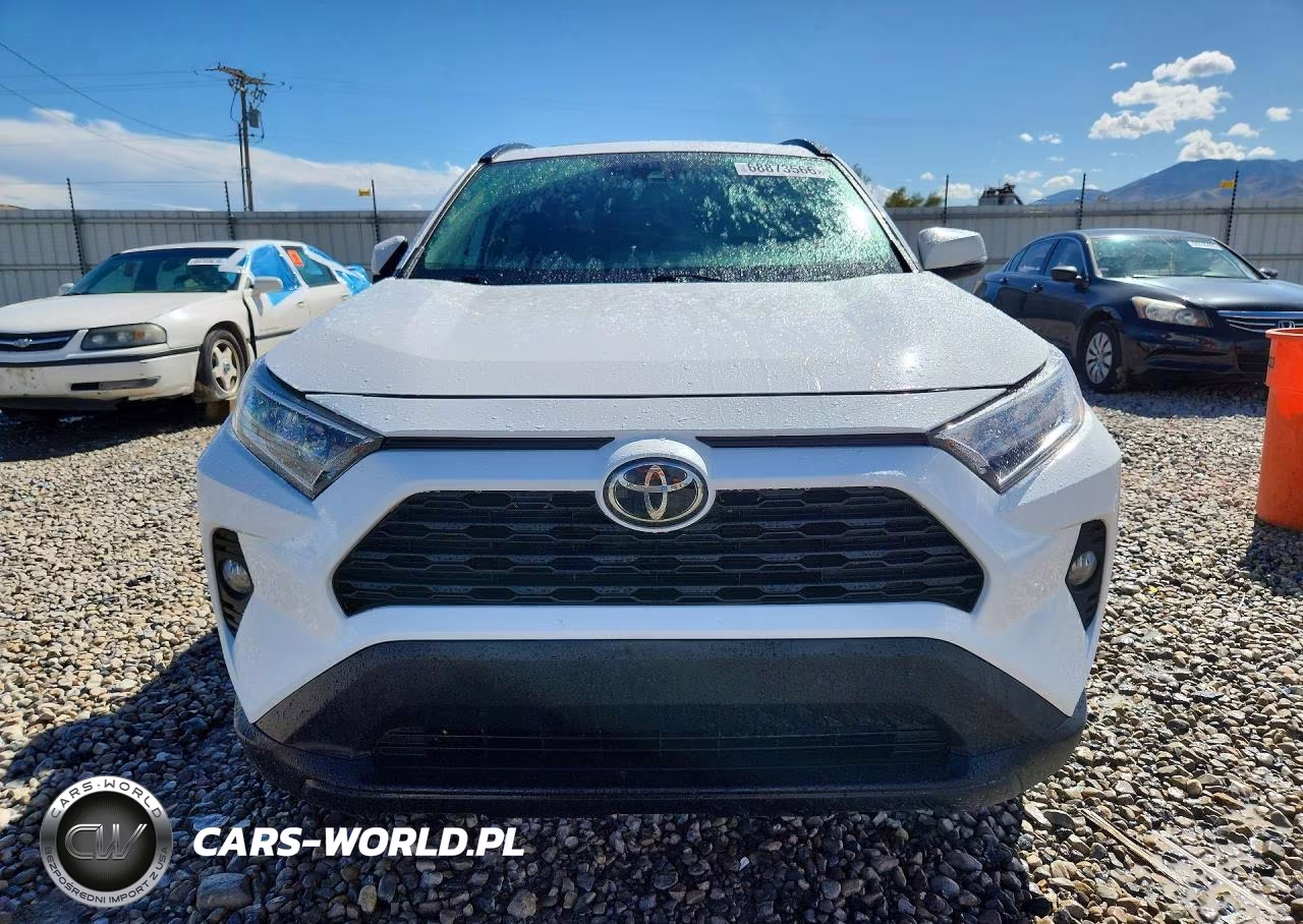 2021 Toyota Rav4 Xle VIN:2T3P1RFVXMC211132 - 5