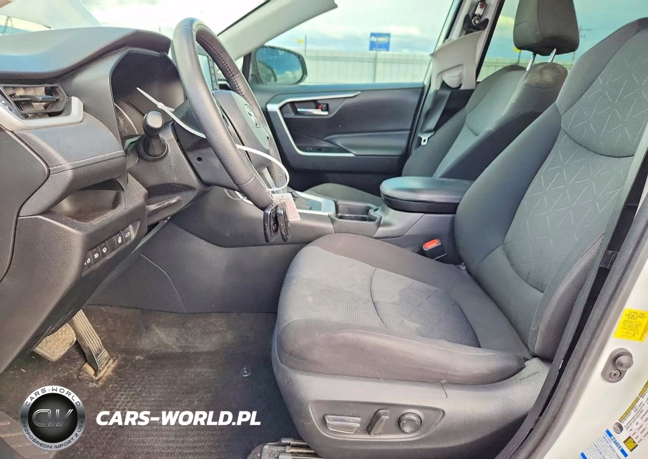 2021 Toyota Rav4 Xle VIN:2T3P1RFVXMC211132 - 7
