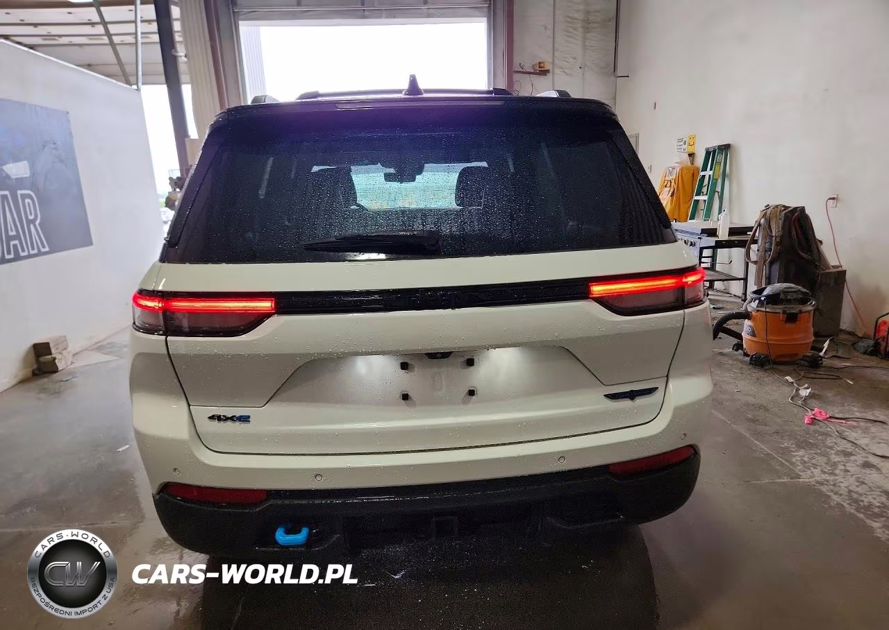 2022 Jeep Grand Cherokee Trailhawk 4Xe VIN:1C4RJYC62N8818342 - 6