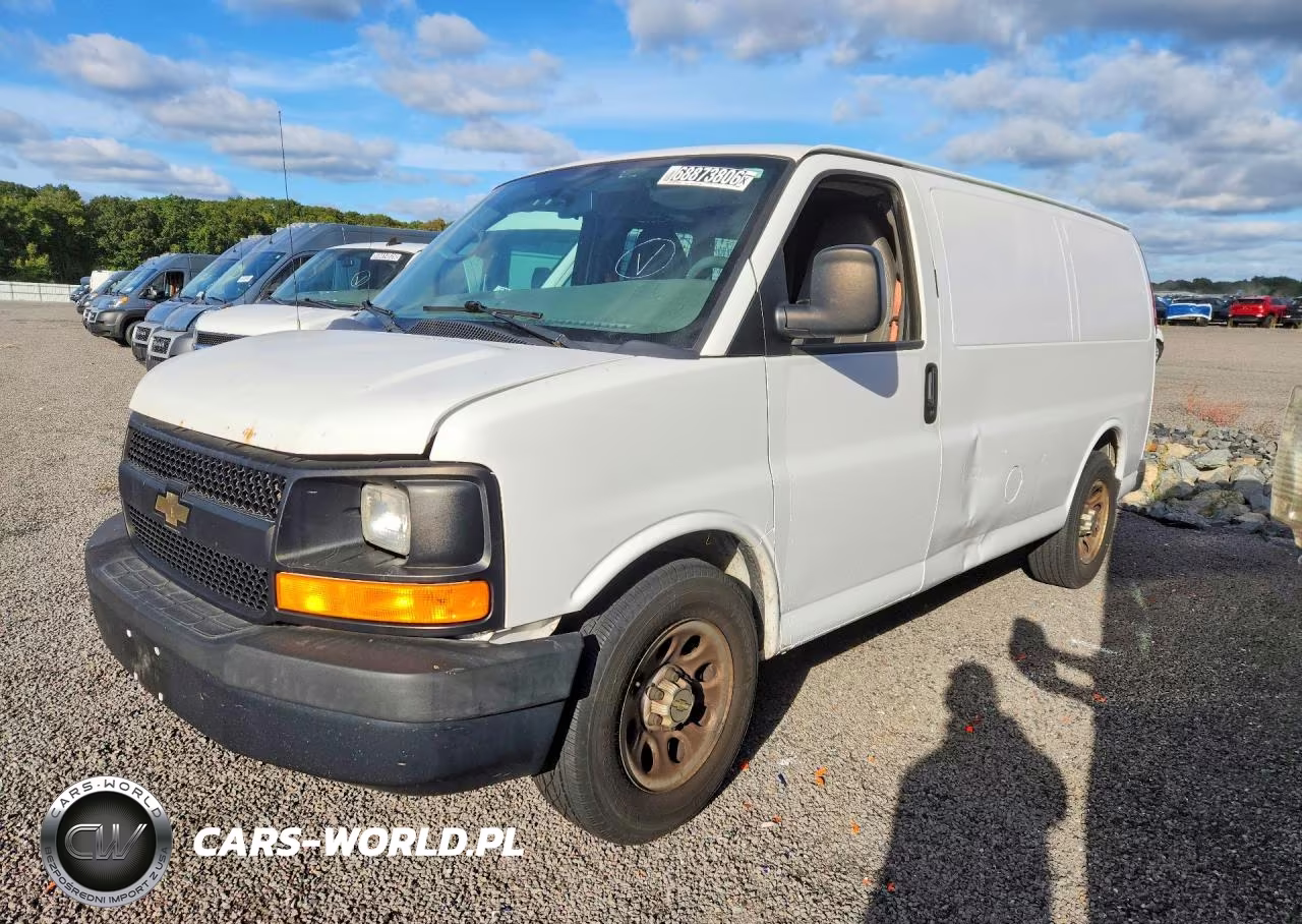 2014 Chevrolet Express G1500 VIN:1GCSGAFX8E1163690 - 1