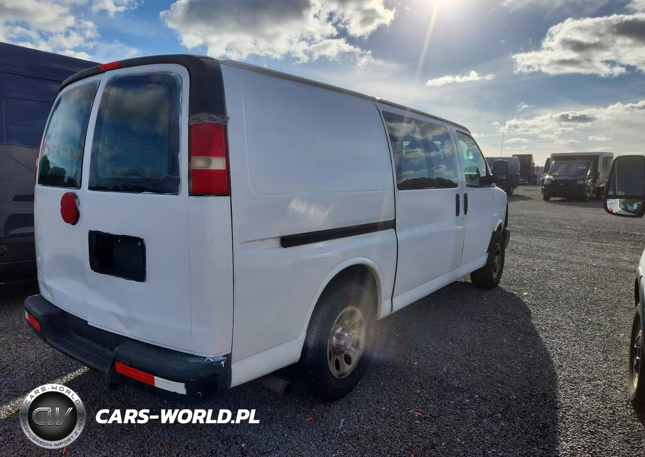 2014 Chevrolet Express G1500 VIN:1GCSGAFX8E1163690 - 3