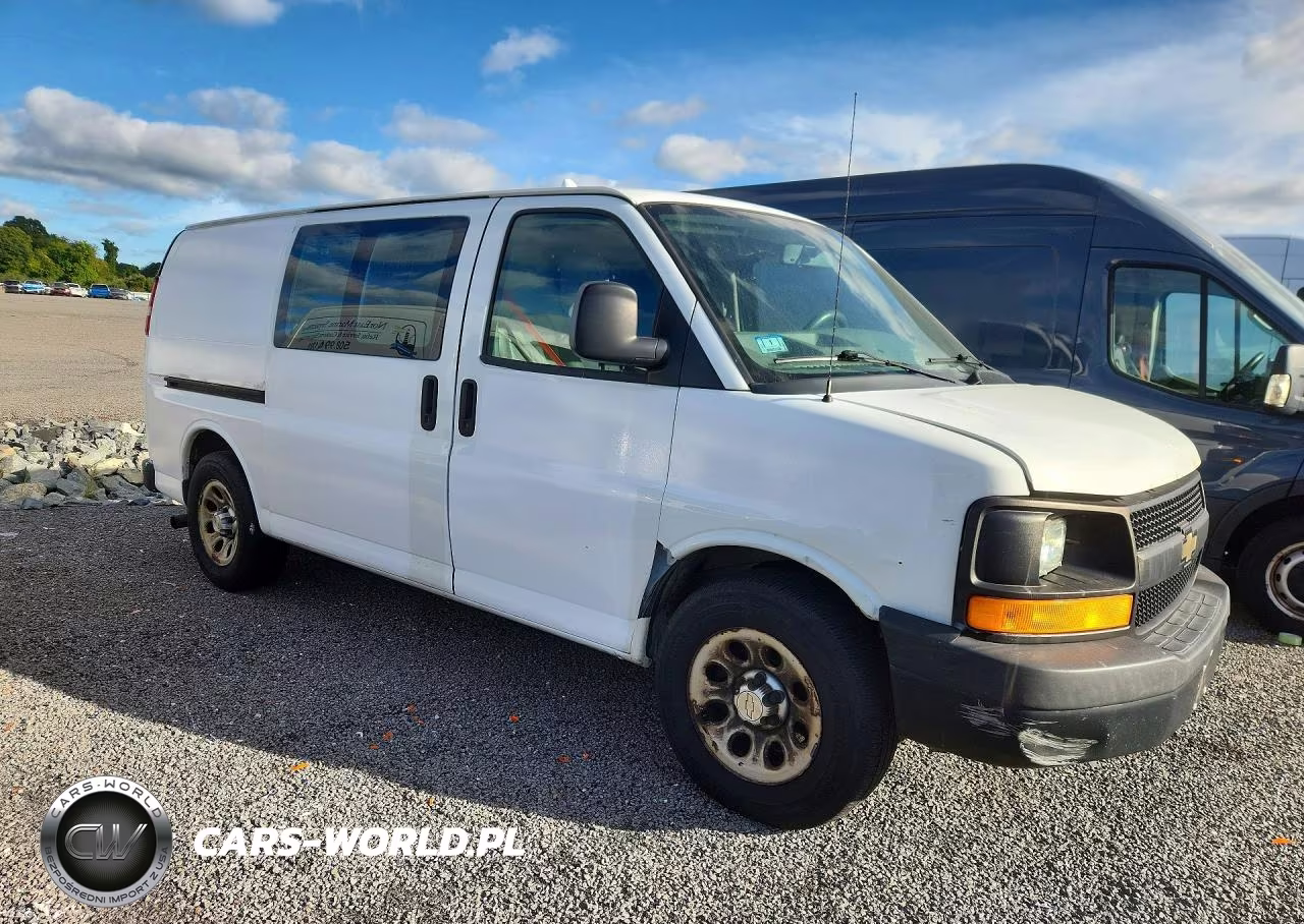 2014 Chevrolet Express G1500 VIN:1GCSGAFX8E1163690 - 4