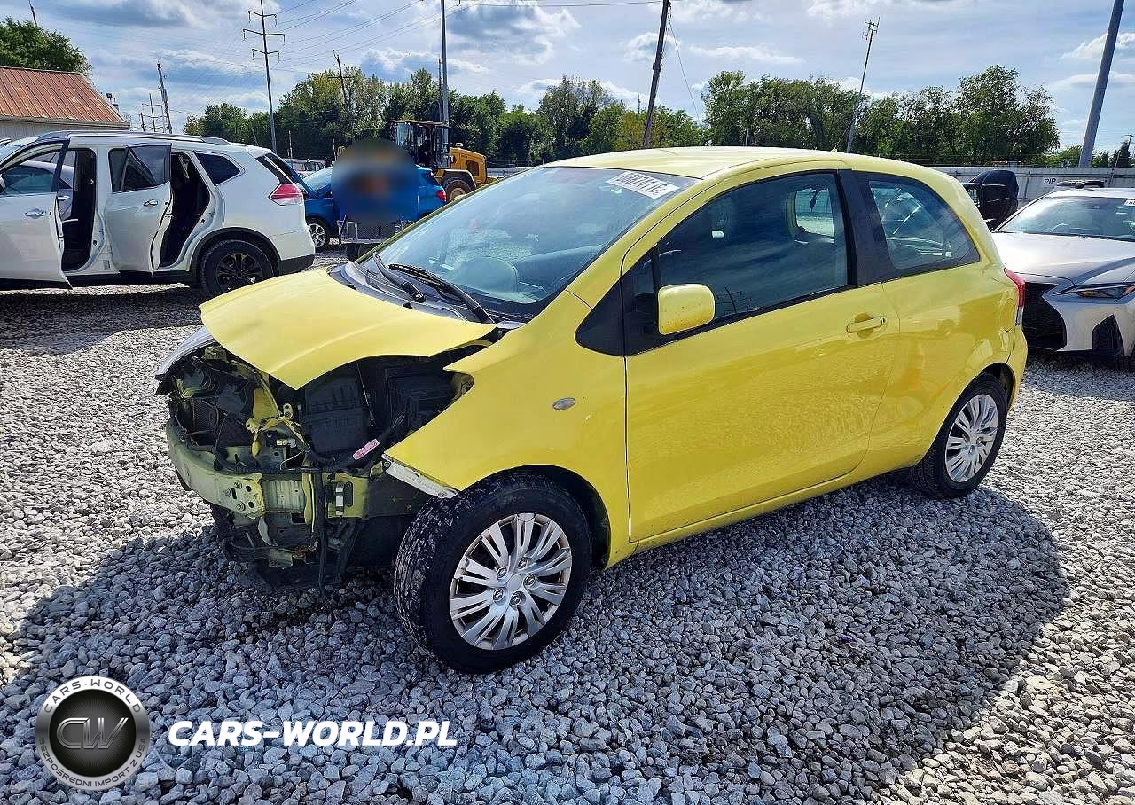 2010 Toyota Yaris Base – zdjęcie 1 z 13