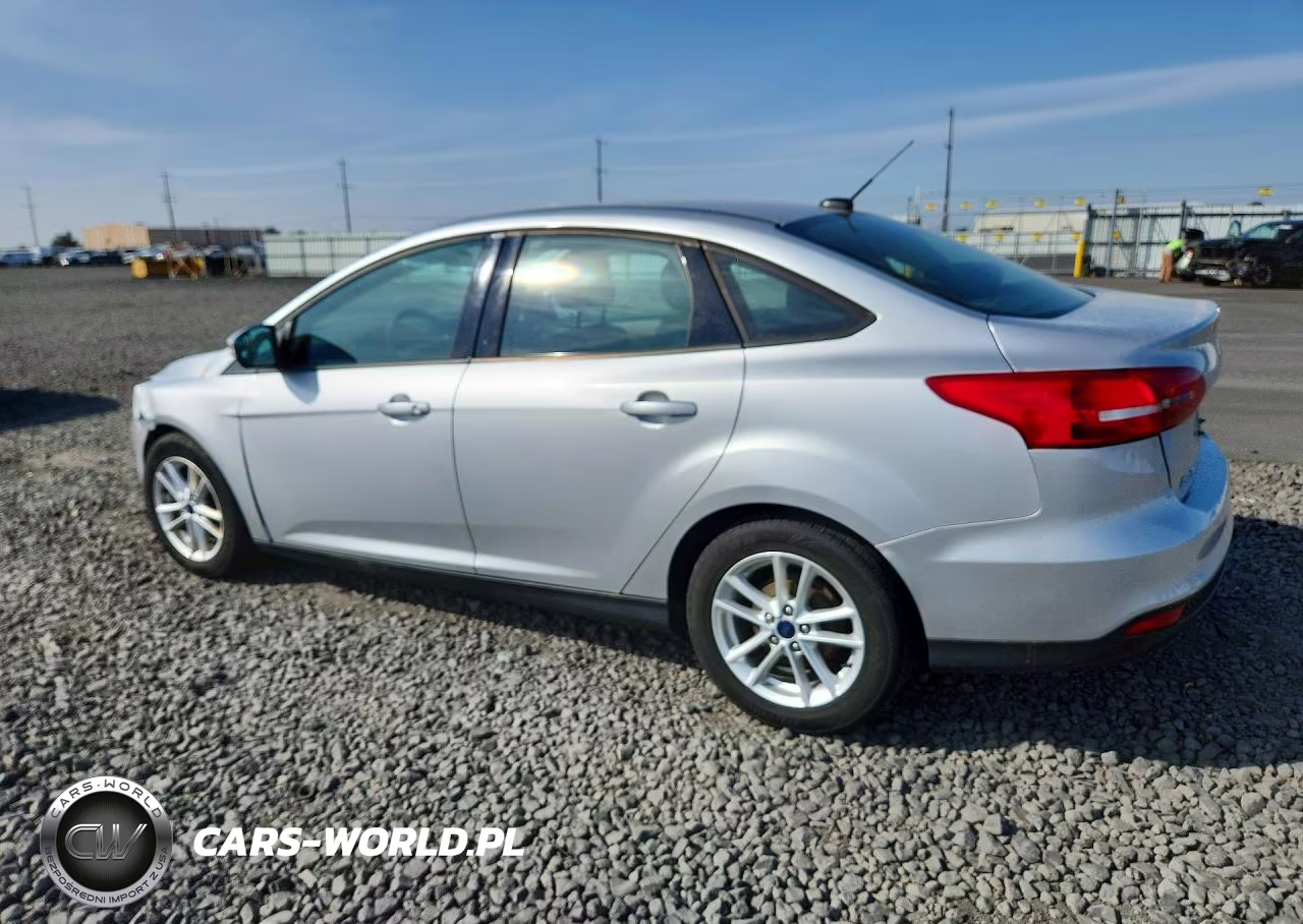 2016 Ford Focus Se VIN:1FADP3F20GL322188 - 2