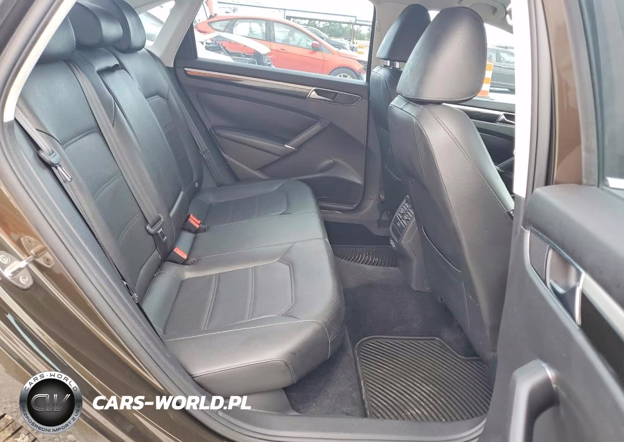 2019 Volkswagen Passat Se R-Line VIN:1VWMA7A39KC005423 - 10