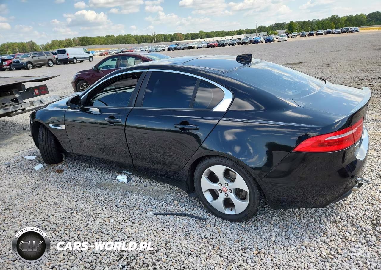 2017 Jaguar Xe VIN:SAJAR4BG4HA947190 - 2