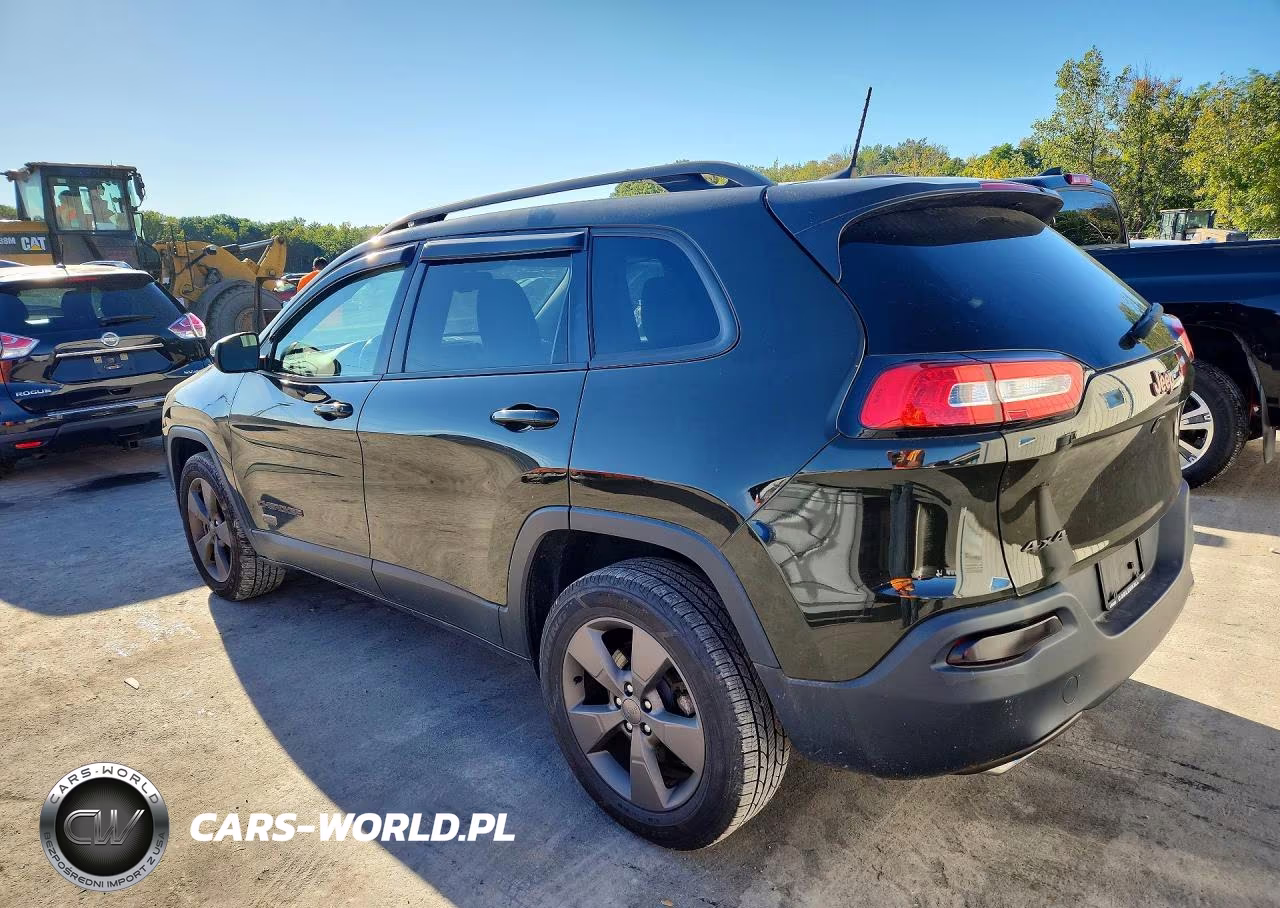 2016 Jeep Cherokee Latitude VIN:1C4PJMCS5GW309325 - 2