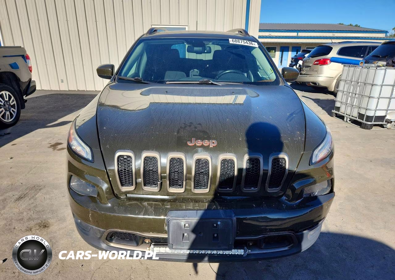 2016 Jeep Cherokee Latitude VIN:1C4PJMCS5GW309325 - 5