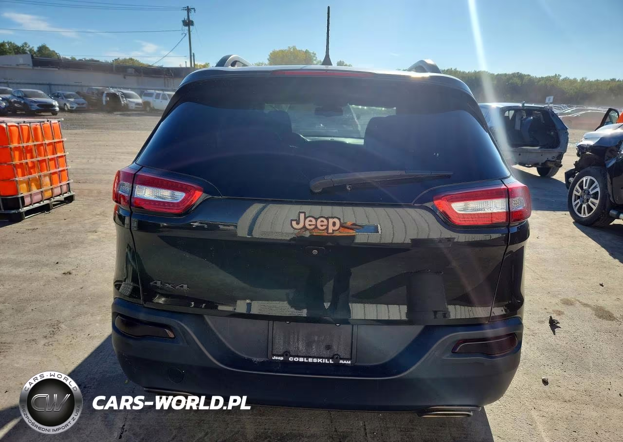 2016 Jeep Cherokee Latitude VIN:1C4PJMCS5GW309325 - 6