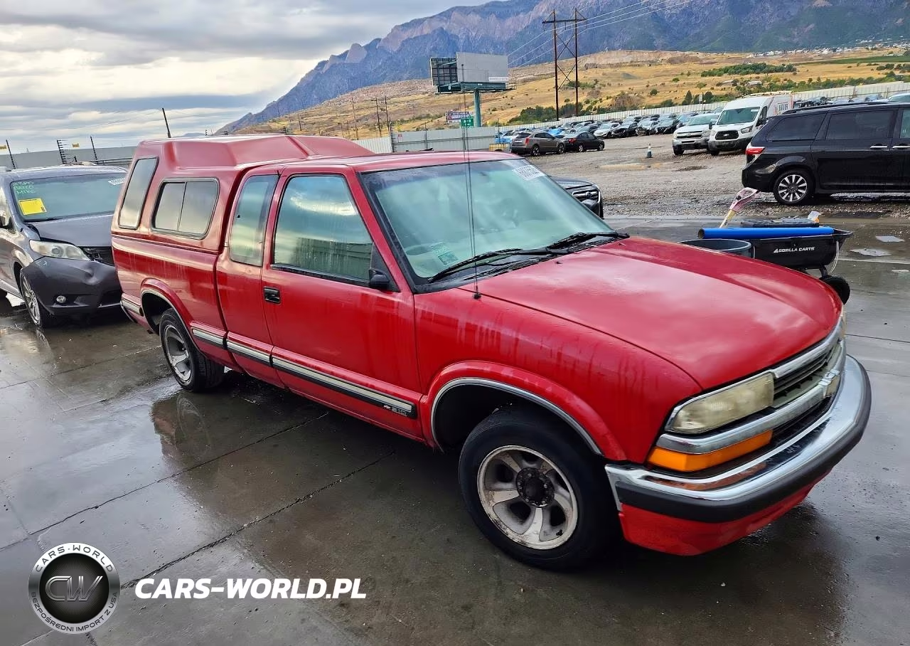 1998 Chevrolet S10 Extend VIN:1GCCS19XXW8124140 - 4