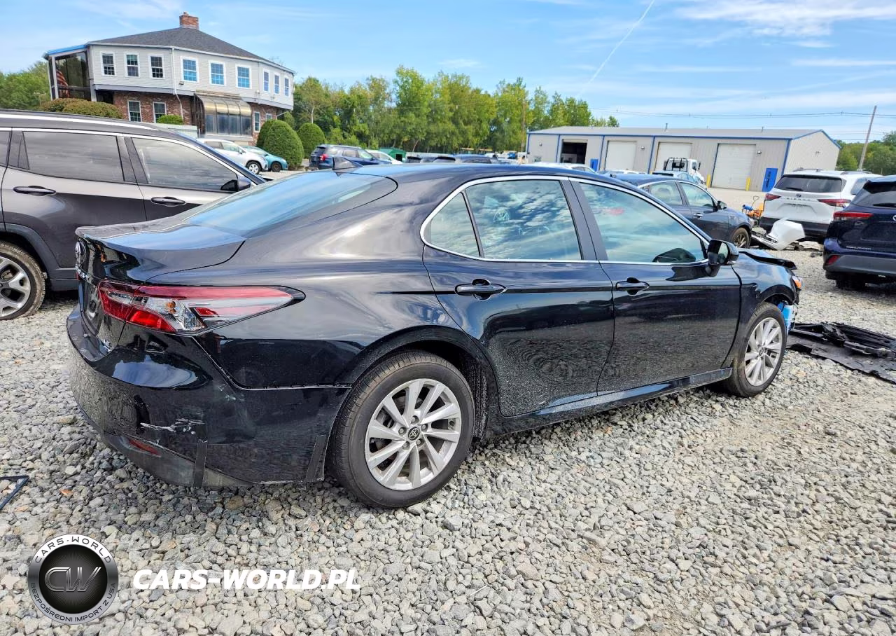 2024 Toyota Camry Le VIN:4T1R11BK0RU116504 - 3