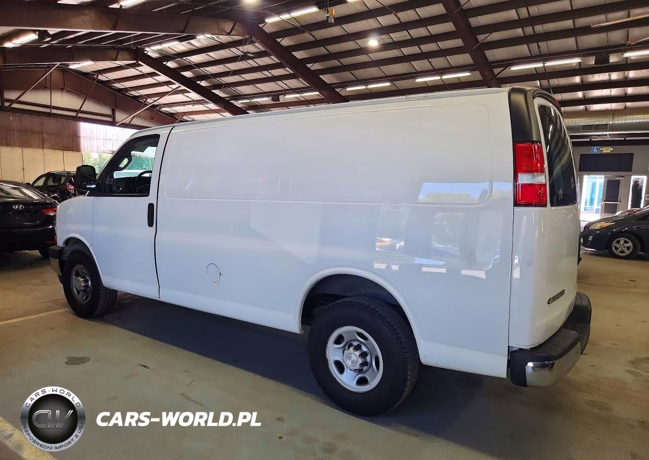 2019 Chevrolet Express G2500 VIN:1GCWGAFP1K1222270 - 2