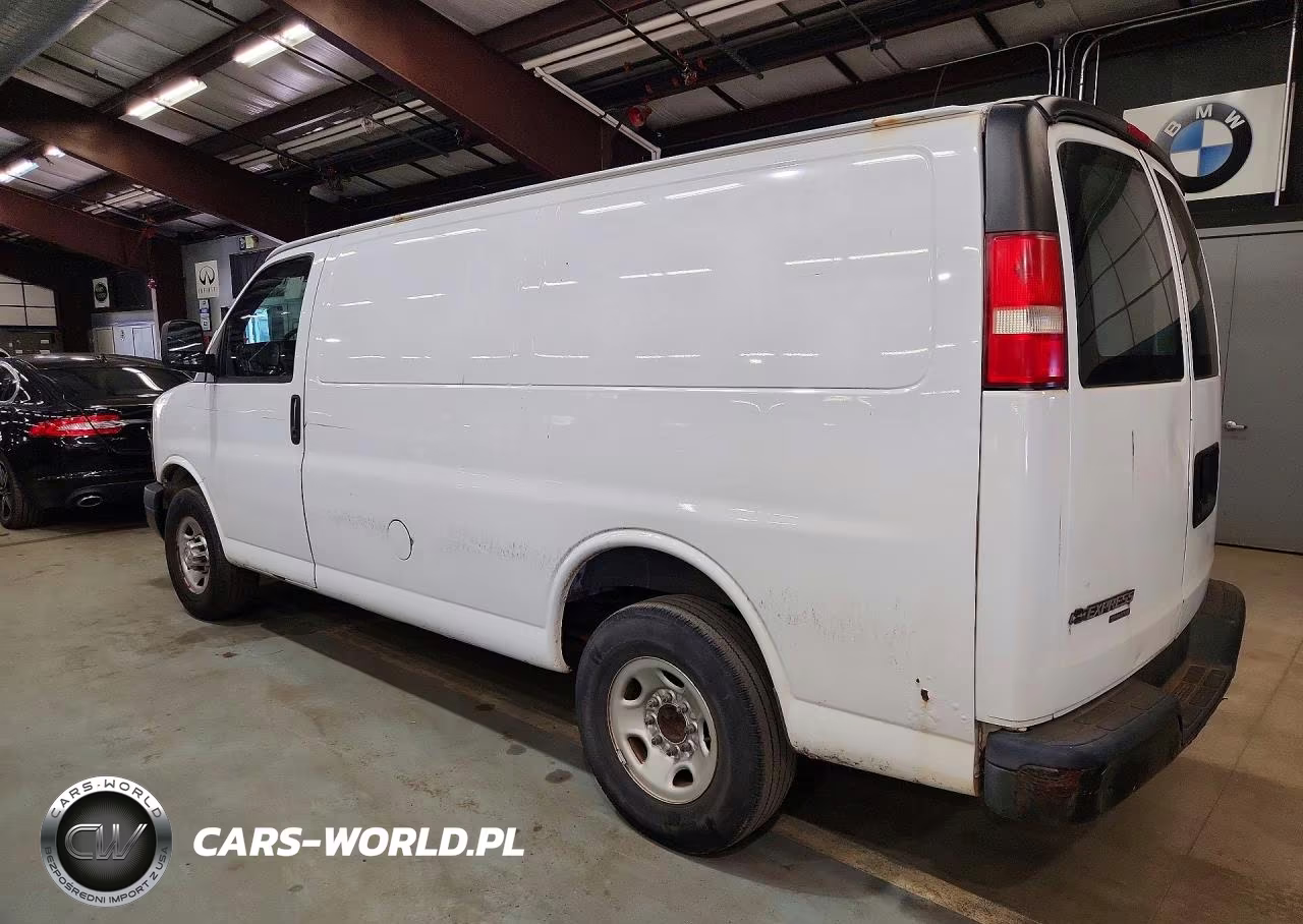 2015 Chevrolet Express G2500 VIN:1GCWGFCF8F1285798 - 2