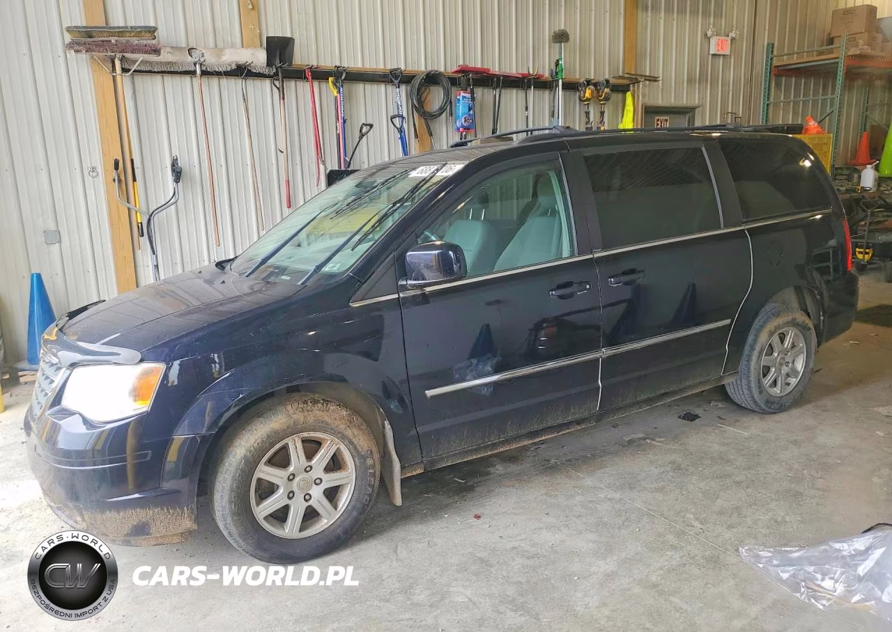 2010 Chrysler Town & Country Touring VIN:2A4RR5D15AR150507 - 1