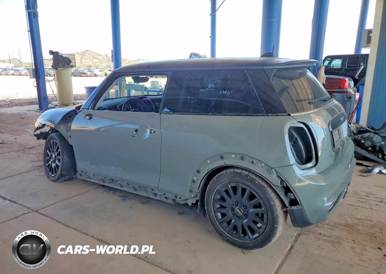 2016 Mini Cooper S VIN:WMWXP7C50G3B33067 - 2