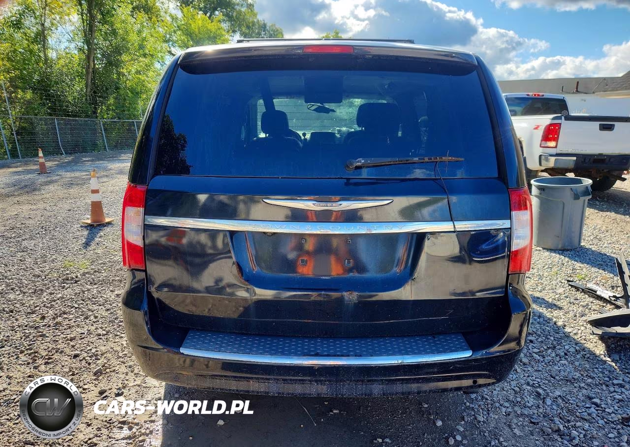 2011 Chrysler Town & Country Touring L VIN:2A4RR8DG2BR749484 - 6
