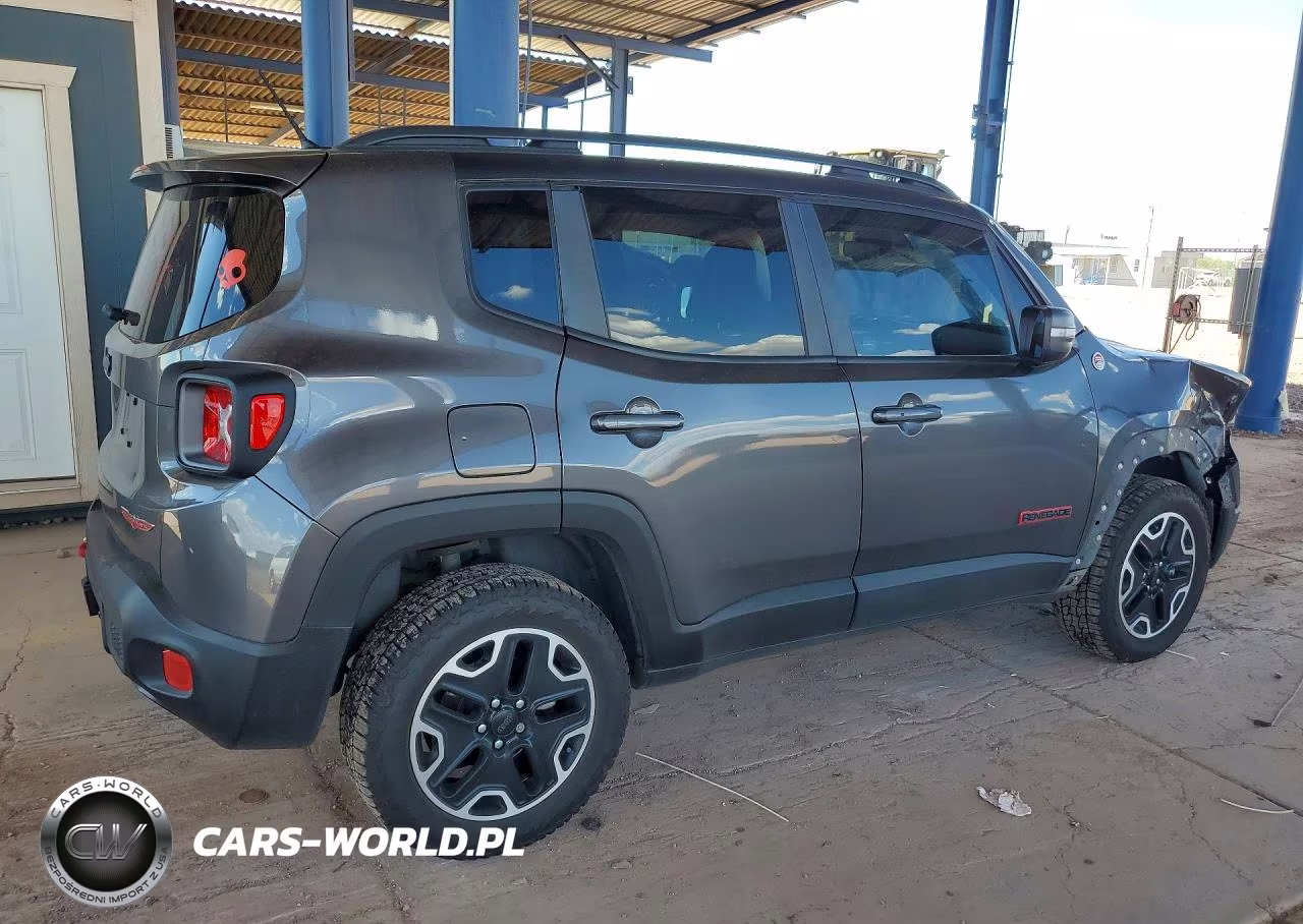 2017 Jeep Renegade Trailhawk VIN:ZACCJBCB6HPE96902 - 3