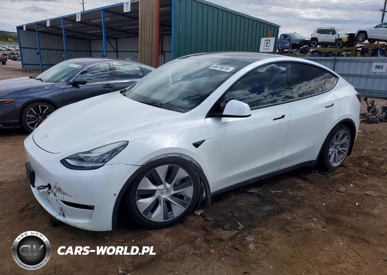2022 Tesla Model Y – zdjęcie 1 z 12