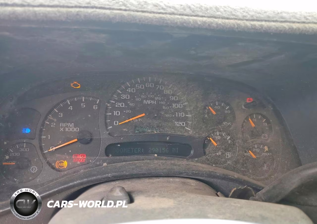 2003 Chevrolet Silverado C2500 Heavy Duty VIN:1GCHC23U63F194247 - 9