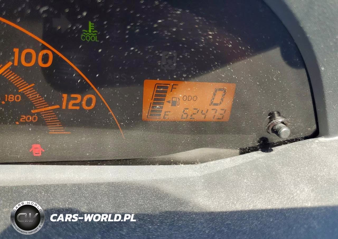 2011 Toyota Yaris Base VIN:JTDKT4K38B5331686 - 9