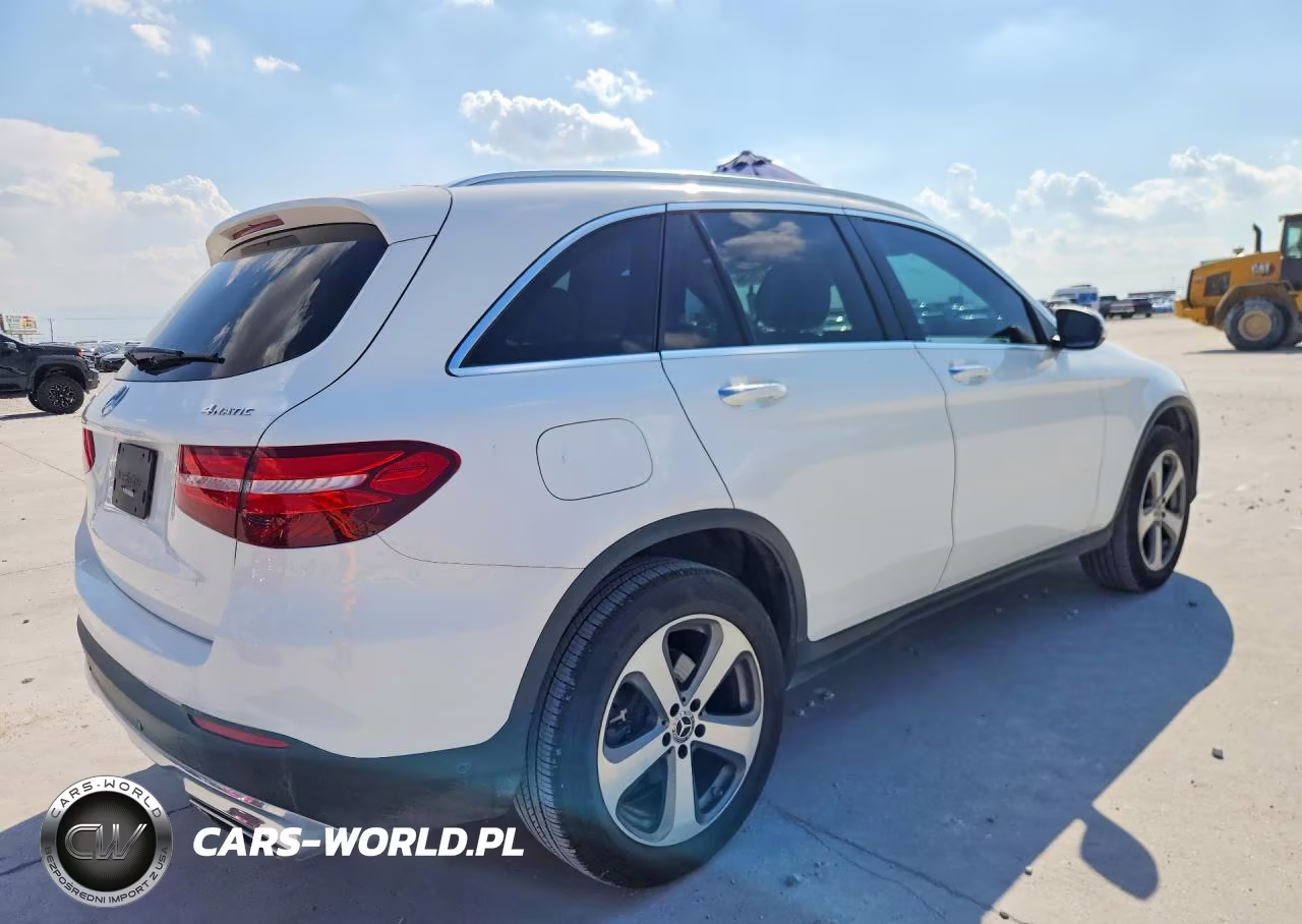 2017 Mercedes-Benz Glc 300 4Matic VIN:WDC0G4KB6HV010106 - 3