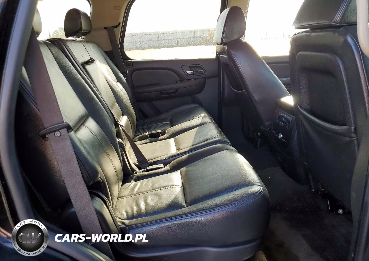 2007 Chevrolet Tahoe C1500 VIN:1GNFC13J07J338540 - 11